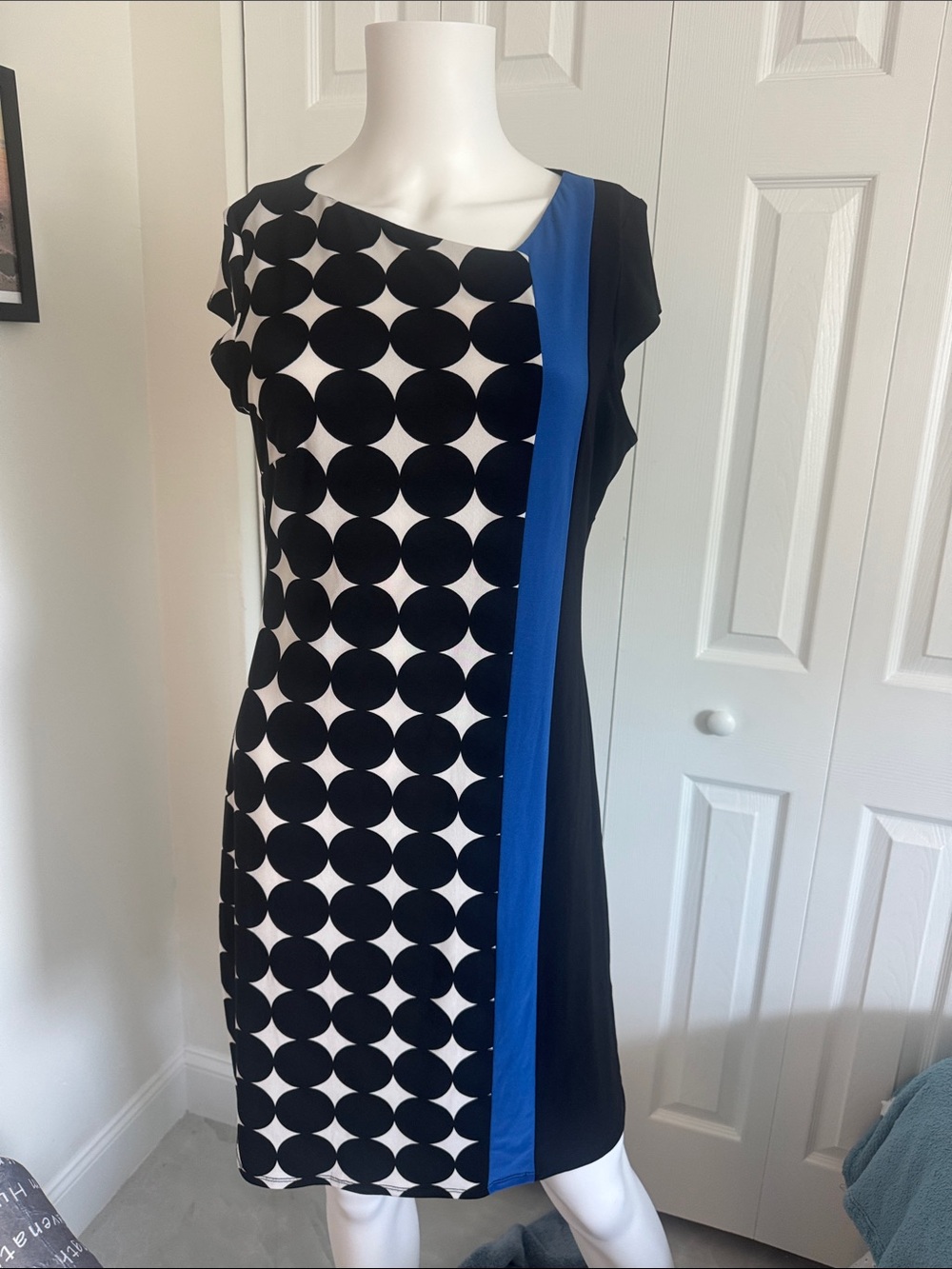 R & K Black & White Polka Dot Shift Dress with Blue Accent
